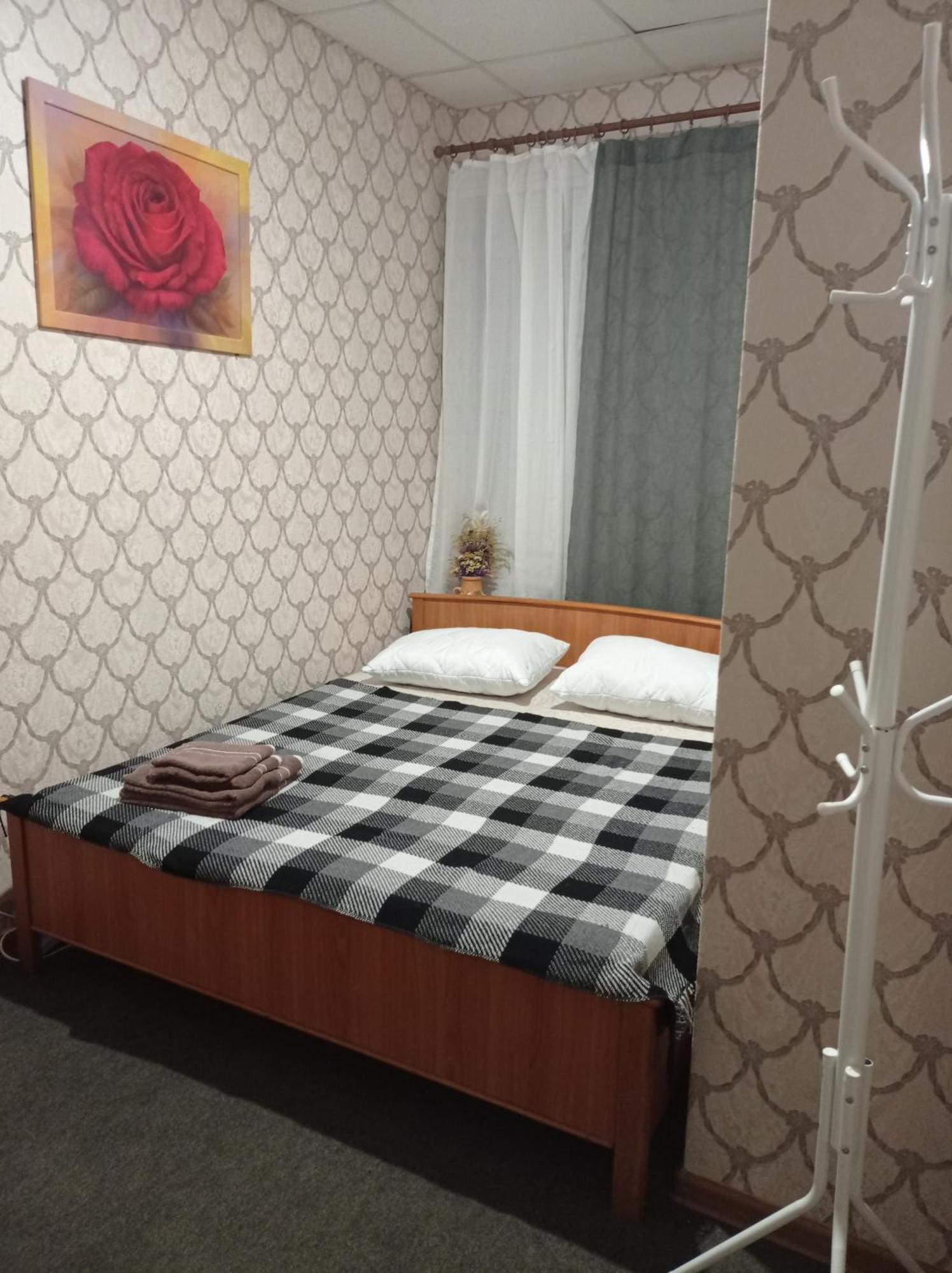 Desyatinnaya Hostel Kiev Esterno foto